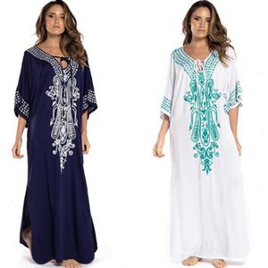 Rayon Bordado Bordado Loue Grande Dresses de Blusa Blusa de Blusa do maiô Blusa de férias Roupas de proteção solar para mulheres