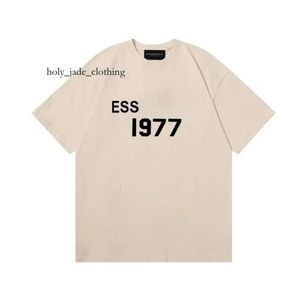 EssentialShorts Men Tshirts Fashions Original Ess Shirts Short Short Short Mens Maglietta Brand Fog High Street Summer 1977 Round Neck Vintage Shirt Designer Thirt 4845