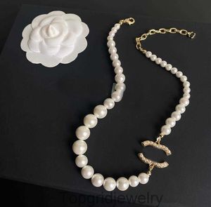 20styles 18K Gold Plated Brass Copper Pendant Necklace High End Women Designer Brand C-Letter Necklaces Imitation Pearl Chains Wedding Jewelry Love Gifts No Box