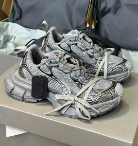 Włosze Design 3xl Sneakers Buty Track 9 9.0 mężczyzn Kobiety Retro Sports Sport Black White Yelling Nylon Personalized Shoelaces Runner Drusboard Walk