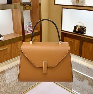 2024 top Designer bag women Fashion niche design fashion simple locking hand bill shoulder oblique span women's bag large capacity