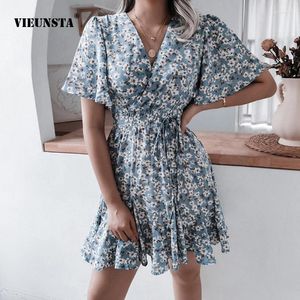 Vestidos de festa vestido fresco doce vestido floral estampado com decote em v alerta na cintura retchwork slim fit women 2024 verão vender uma saia feminina bonita