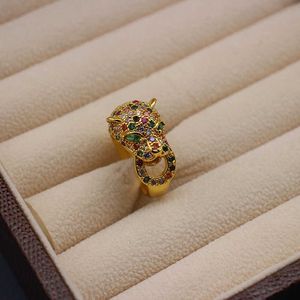 Designer superior Carter original Carter novo tipo de anel de anel de anel incrustado com jóias de zirconia colorida jóias de jóias pesadas Indústria Abertura ajustável
