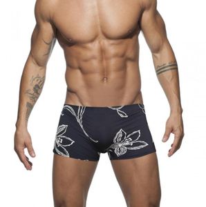 Uomini sexy costumi da bagno a bassa vita con pad maschi da bagno pantaloncini boxer slip estivi tronchi da nuoto surf sungas 916 Men039S3678879