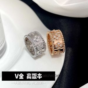 Высокие ювелирные кольца для женской моды Vancleff Fashion and Beautiful V Gold Clover Clover Kaleidoscope Flower Detal Ring Кольцо оригинальное 1: 1 с настоящим логотипом и коробкой