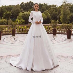 Eleganckie satynowe sukienki ślubne z koronką Lacen Bride Suknia muzułmańska suknia ślubna pokrytą tylną reasedo de novia 2021291d
