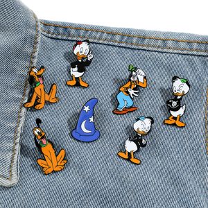 Cartoon cães pato pino pino de anime fofos de anime pinos de esmalte duro coletam metal desenho animado broche backpack hat bag colar cravilhas de lapela