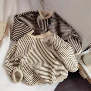 Lawadka 1-8t Cotton Childrens Odzież Koszulki z długim rękawem w paski Baby Boy Girl tops