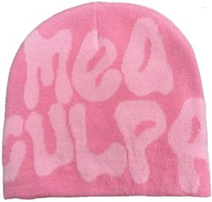 Nuovo design Design Beanie Letter Classic Capone in cofano a maglia per maschi Womens Autunno inverno caldo ricamo di lana spessa coppia di cappelli di moda di moda W11
