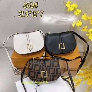 Promoção de loja Designer Crossbody Bag 2024 Novo Bolsa de Bola de Axila de Moda Moda Moda Bolsa Crossbody Bag feminino Bolsa Bolsa de sela