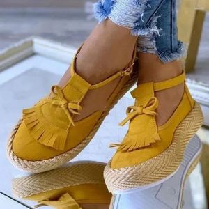 Fitness Shoes Tassel Mulheres sandálias Summer PU PU Couro Gladiador Designers de luxo Zapatos de Mujer Fringe 2024