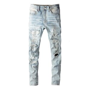 Män kristallhål rippade lapptäcke jeans streetwear ljus blå denim smal mager blyertsbyxor byxor 240403