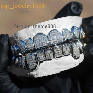 Anpassad topp 8 Bottom Pass Diamond Moissanite Iced Bling Grills Hip Hop Grillz för tänder