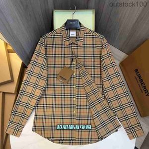 Fashion Luxury Buurberlyes Clothes for Women Men Classic Plaid Versatile Long Sleeved Shirt Unisex with Brand Original Logo