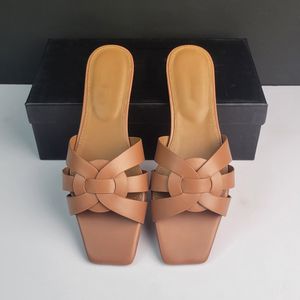 Роскошная тапочка женская тапочки Sliders Sandal Fashion Summer Loafer Beach Casual Shoes Flat Channel Luxury Designer Sandal