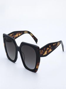 Modedesigner 15W Sonnenbrille für Frauen zwei Farbbrettkombinationstrendgläser einzigartiger Vintage -Freizeitstil Antiultraviolet 6858159