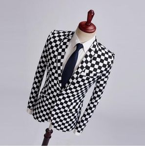 디자이너 남성 코트 블레이저 고급 서부 스타일 의류 형상 인쇄 코트 여자 편지 인쇄 재킷 캐주얼 하이 엔드 자켓 가수 버튼 의상