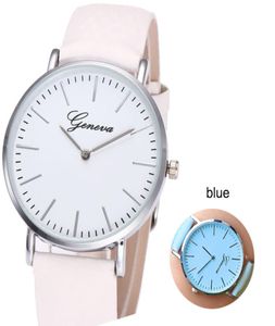 Kvinnor Genève Thermochromic Watches Temperaturförändring Färgklocka Fashion Leather Watch Simple Ladies Casual Quartz Wrist4768118