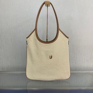 Miumiubag hobo moda koltuklu tasarımcı çantası miui bayan deri büyük tote lüksler çanta omuz çantası kadın 10a şehir pochette crossbody debriyaj seyahat dükkan çantaları