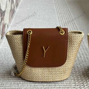 Designer Straw Basket Bag Summer Beach Weave Bag Women Fashion Woven Tote Beach Bag Chain Y Flap Bag Luxury Holiday Handbag Shoulder Bag 240418