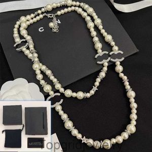 Elegant Luxury Pearl Chain Necklace Boutique Designer Jewelry Necklace With Box Fashion Style Gift Jewelry Design Charm Pendant Necklace for Women
