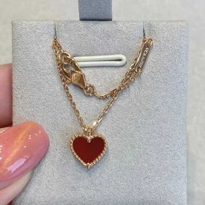 Designermarke Little Red Heart Halskette Pfirsich Jade Chalcedon