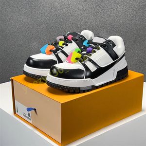 Designer lässige Schuhe Trainer Maxi Sneakers Luxus Leder-Leinwandschuhe Männer Frauen Schnürsenkern bequeme Outdoor-Laufschuhe 35-45 Y18