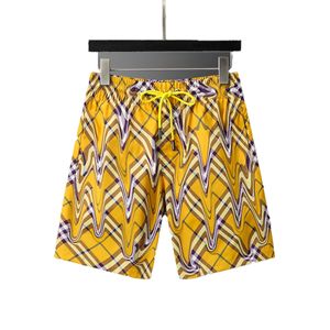 Nowy modny list modny szorty pływackie swobodne luźne sportowe golf golf letni sznurka w paski Piase Beach Spods High Street Trend Hip Hop Bestselling Shorts D62