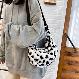 Bag Casual Women Handbags Designer Ladies Cow Pattern Plush Bags Fashionable Shoulder Messenger 2024