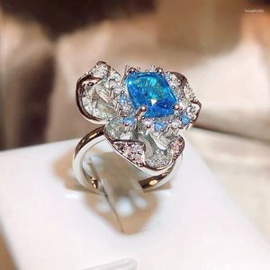 Cluster Rings Luxury Flower Aquamarine Topaz Sapphire Full Diamond Opening Justerbar Parring för Women Valentine's Day Gift Jewelry