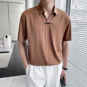Camisas casuais masculinas 2024 Negócios de lazer de verão simples colar de cor sólida colar slim fit pi shuai gelo seda meia camisa superior