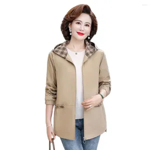 Women's Jackets Middle-aged Mother Spring And Autumn Western-style Coat 2024 Elderly Women Hooded Plaid Trench Tide 5XL