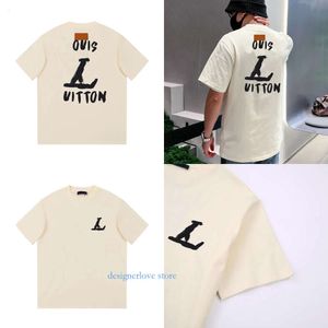 Men T Shirts Designers shirts Womens Mens Fashion Tees Tshirts Short Sleeves Hip Hop V Luxuries Causal Streetwear Printing Man outfit