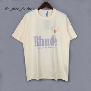 Designer Mens T Shirty Rhude Short Tee Basketball Short Spodnie Koszulka S Summer Beach Letter Hase Street Fashion Modne spodnie Rhode Koszulka Ruhde Tshirt Hell Star Shirt 835