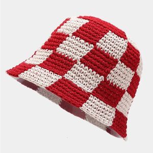 Koreanische Handgestricke Häkeleimer Hüte Spring Sommer Weichstroh Sonnenhut Frauen Eimer Hüte karierte Designer Bob Fisherman Cap 240323