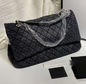 Partihandel denim Maxi Jumbo Classic Flap Bags quiltade Meatlasse Chain Crossbody axelluxury designer mode gata cool stor 98