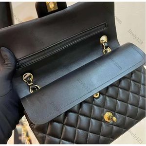 2024 Spiegelqualität klassischer Kaviarklappen -Bag Designer Frauen Cross Body Bagsluxuries Designer Schulterhandtasche 10a