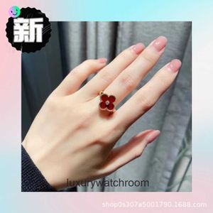 High End smyckringar för VanCleff Womens Four Leaf Clover Ring med Diamond Inlay Agate White Fritillaria Prova Tail Ring Red Single Flower Light Ring Female 1: 1