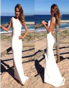 Simple Beach Wedding Dresses 2019 Sexig öppen baksida ärmlösa brudklänningar billig lång hembiträde klänning6199770