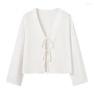 女性のブラウスYenkye Lace Up White Shirt for Women Leng Sleeve v Neck Loose Summer Blouse女性