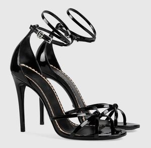 Kända märken Kvinnor Patentläder Sandaler Skor Strappy High Heel Gold Black Red Pumps Party Wedding Lady Gladiator Sandalias With Box.EU35-43