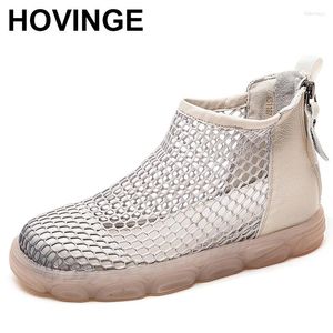 Sandaler 2024 Sommarskor Kvinnor Ankel Boot Rivet Round Toe Netting Vamp Mid Square Heel Black Fashion Stabil äkta läder