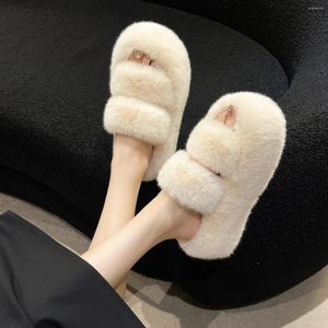 Slippers de fundo grosso fêmea fofa 2024 outono e inverno tamanho grande uma palavra de algodão quente de algodão quente atacado