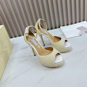 2024 Luxury Wedding Sacora Dress Scarpe Pompe in pelle perle bianche Pompe Lady Stiletto Caviglie Cinta Bridal Wedding EU35-43. With Box