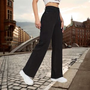 2024 Womens Classic reta perna reta Versátil jeans