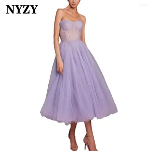 Abiti per feste P119 Nyzy Stupy Tulle Short Prom 2024 abiti da sera lilla abito da sposa cocktail di laurea