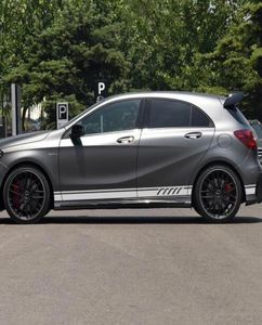 2 Stücke für Mercedes Benz W176 A Klasse A45 AMG A180 A200 A250 Edition 1 Seiten Rennstreifen Tür Vinyl Aufkleber 5515324