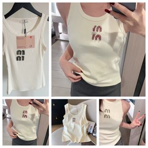 Miu Tank Womens Clothes T Shirt Designer Women Miu Fashion Sexy Halter Tops Party Crop Top broderad Tank Top Spring Summer Backless Rhinestone Sex Shirt 169