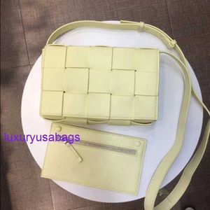 レディースデザイナーカセットクロスボディバッグBoteGaveneta Luxury Small/Classic Interccio Leather Cross Body Bagシングルインテリアジップポケット磁気閉鎖pxzu