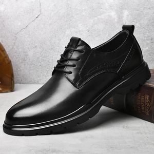 Lässige Schuhe hochwertige Männer Britisch -Stil Kleid stilvolles Leder komfortable formale Geschäft Oxfords Hochzeit Abiye